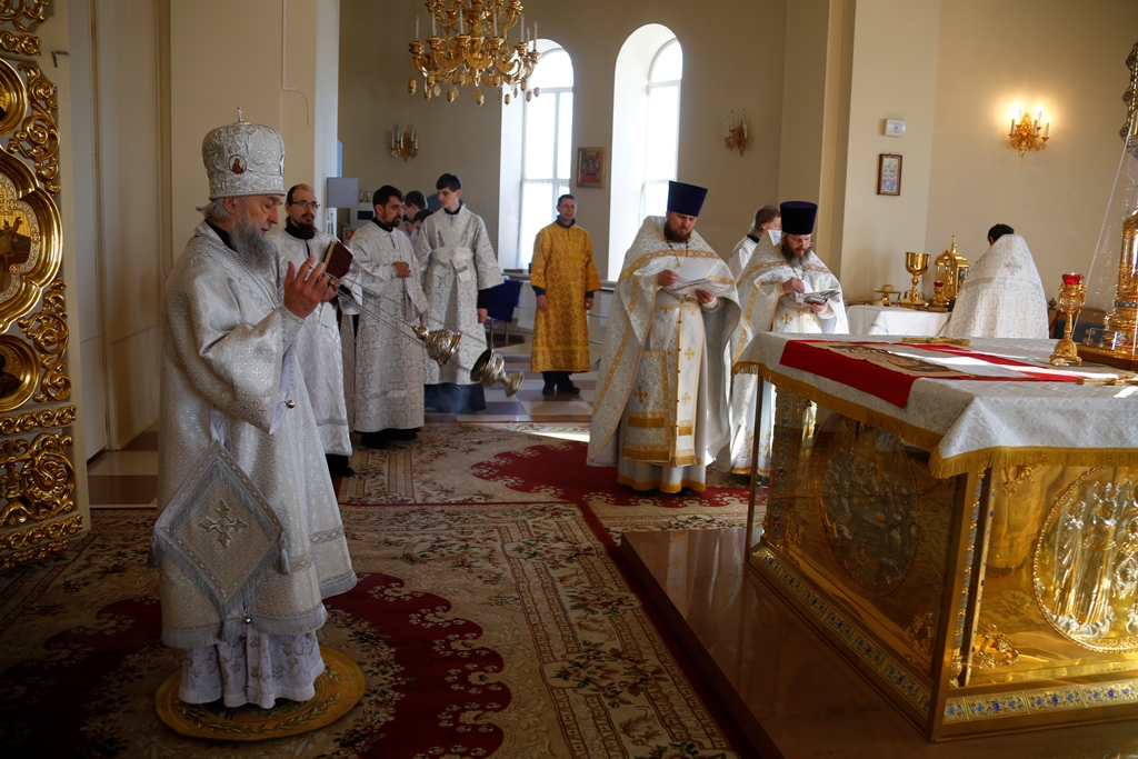 Литургия в храме Казанской иконы Божией Матери