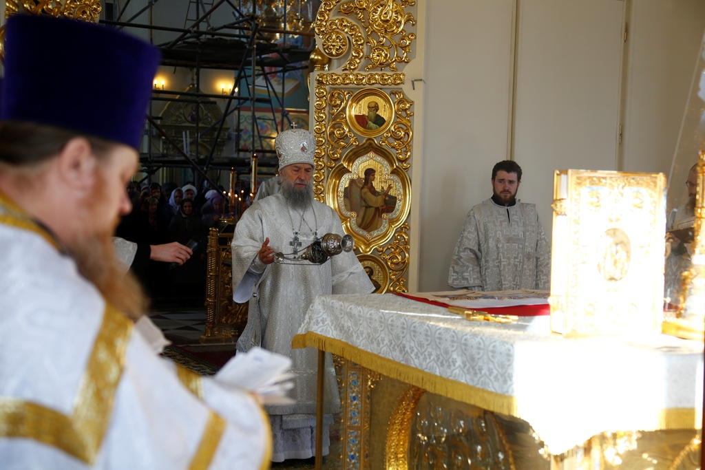 Литургия в храме Казанской иконы Божией Матери