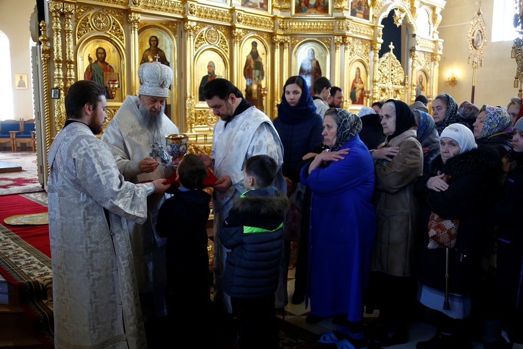 Литургия в храме Казанской иконы Божией Матери