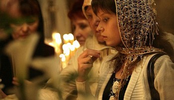 Как правильно осенять себя крестом? Что и как можно крестить?