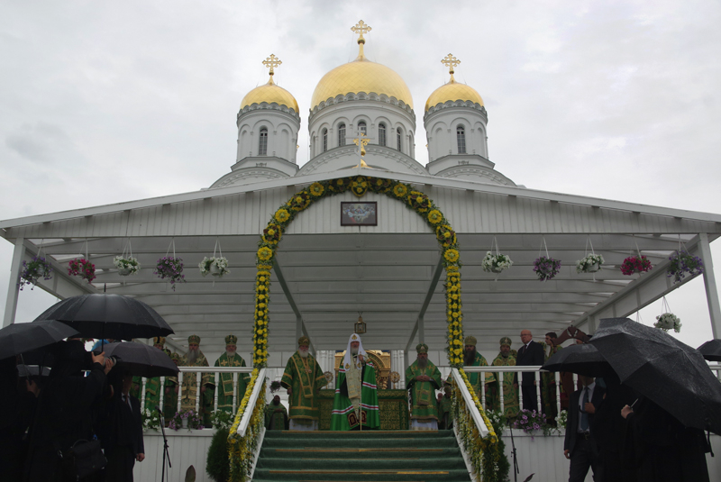 В праздник обретения мощей преподобного Серафима, Саровского чудотворца