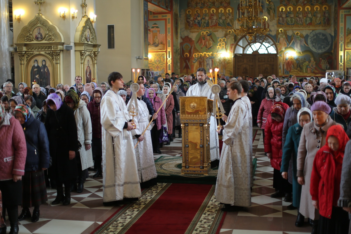 Панихида в храме Казанской иконы Божией Матери