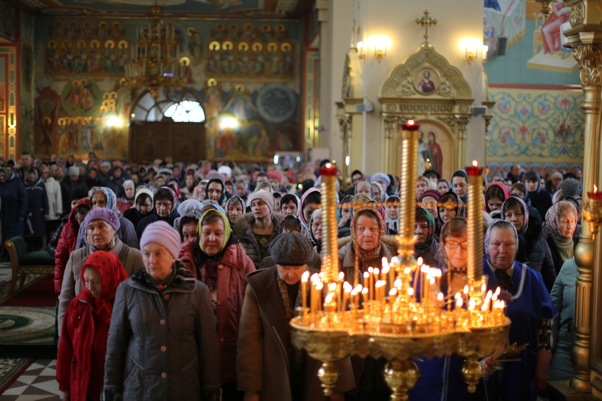 Панихида в храме Казанской иконы Божией Матери
