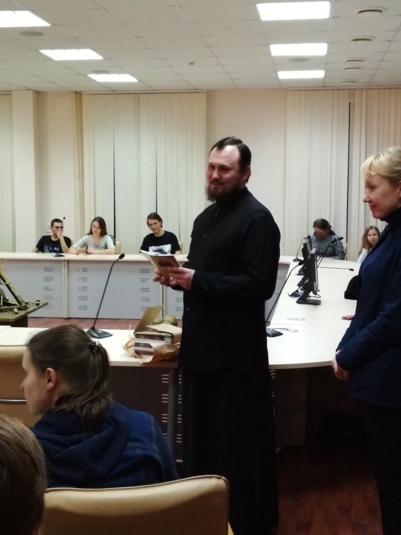 Встреча со студентами МГУ им. Н.П. Огарева факультета национальной культуры на тему «Жизнь-дар Божий»