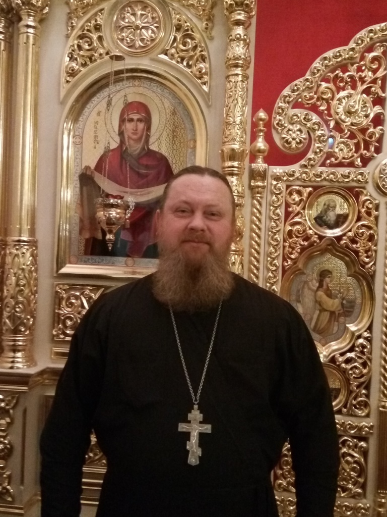 Клирики Храма