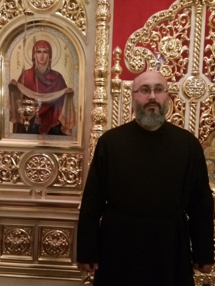 Клирики Храма